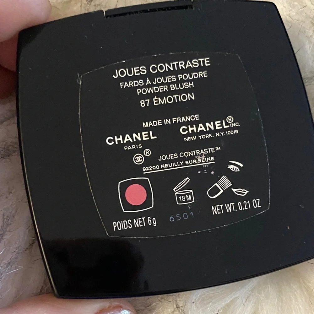CHANEL Dual powder Blush Set in 99 rose petals & 87 emotion colors